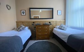 Roy Place Gdn Apartment